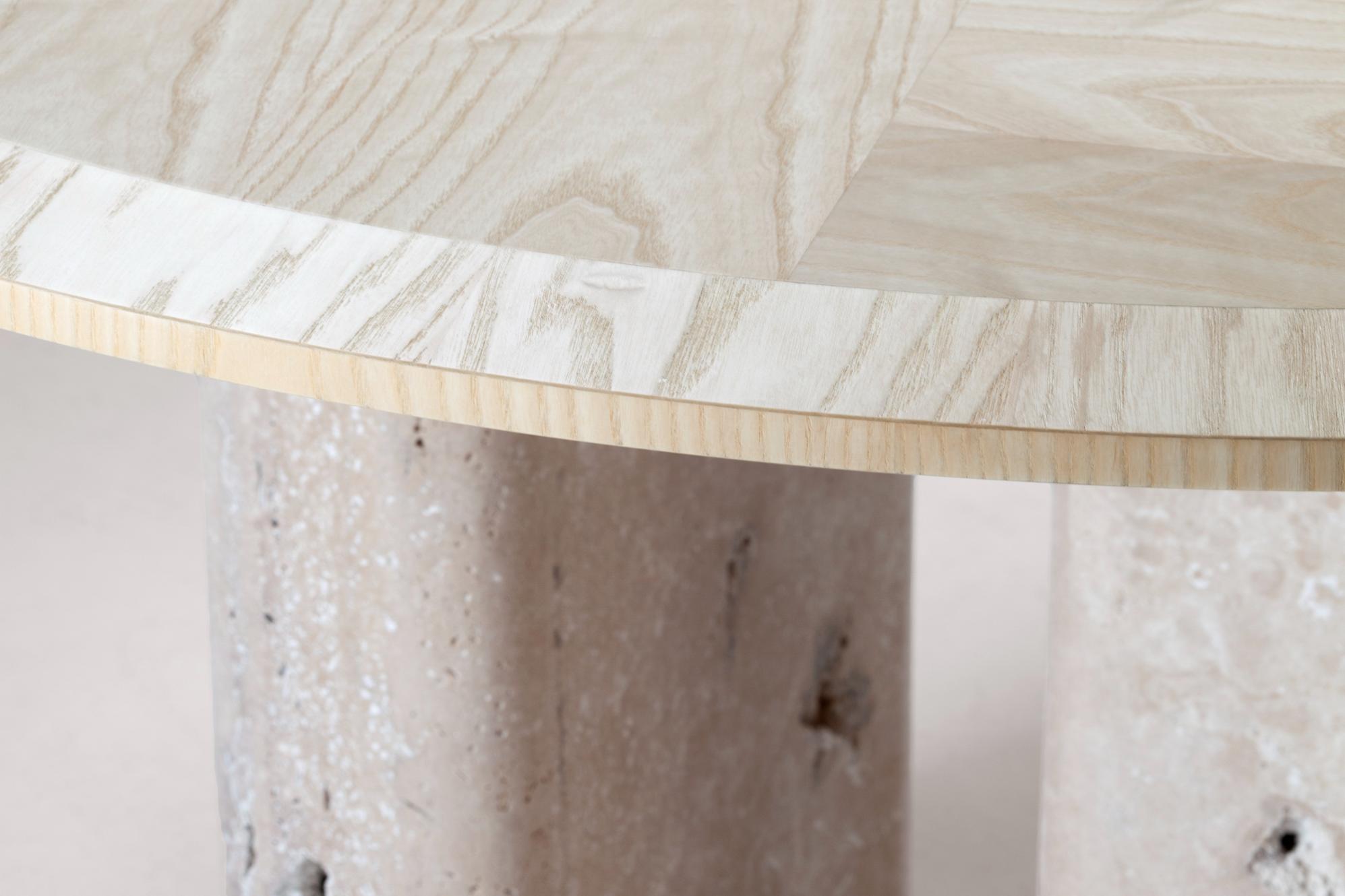 L'Anamour Dining Table