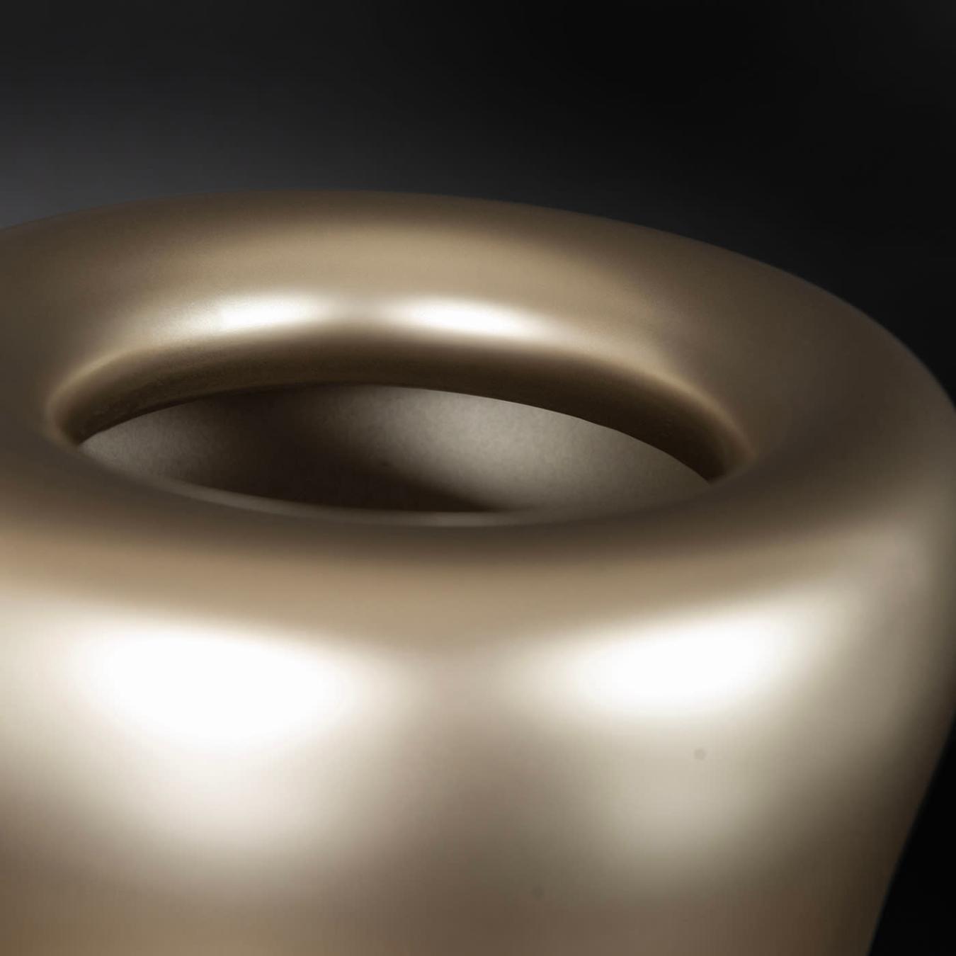 Bean Vase