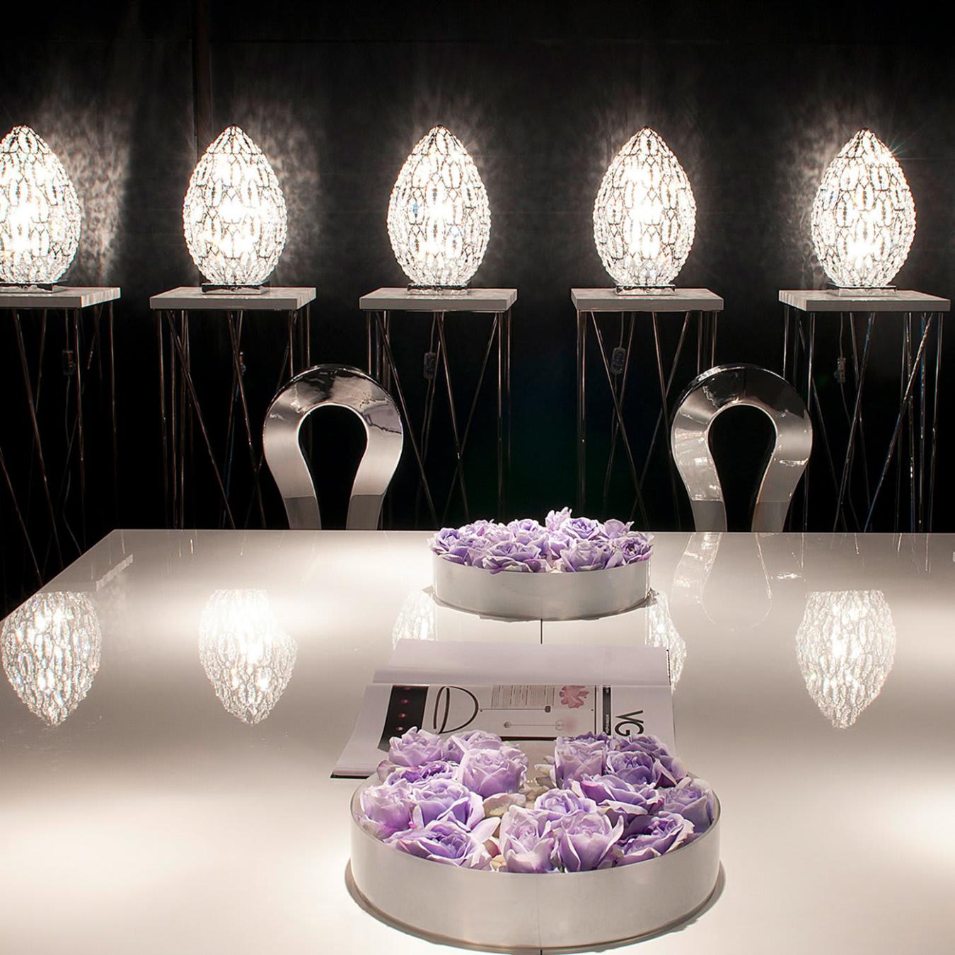 Arabesque Egg 50 Table Lamp
