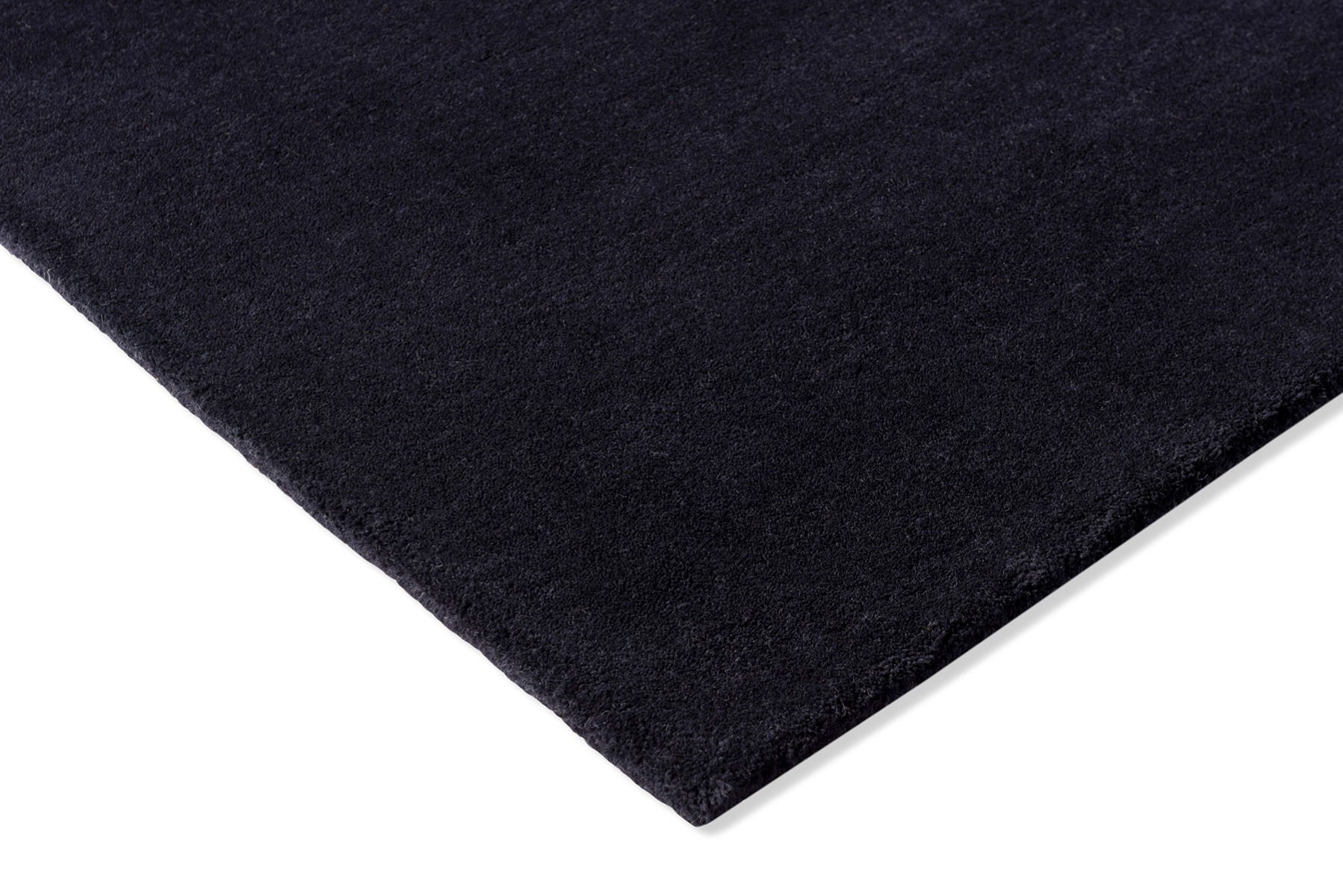 Decor Bruta Off-Black Handwoven Rug