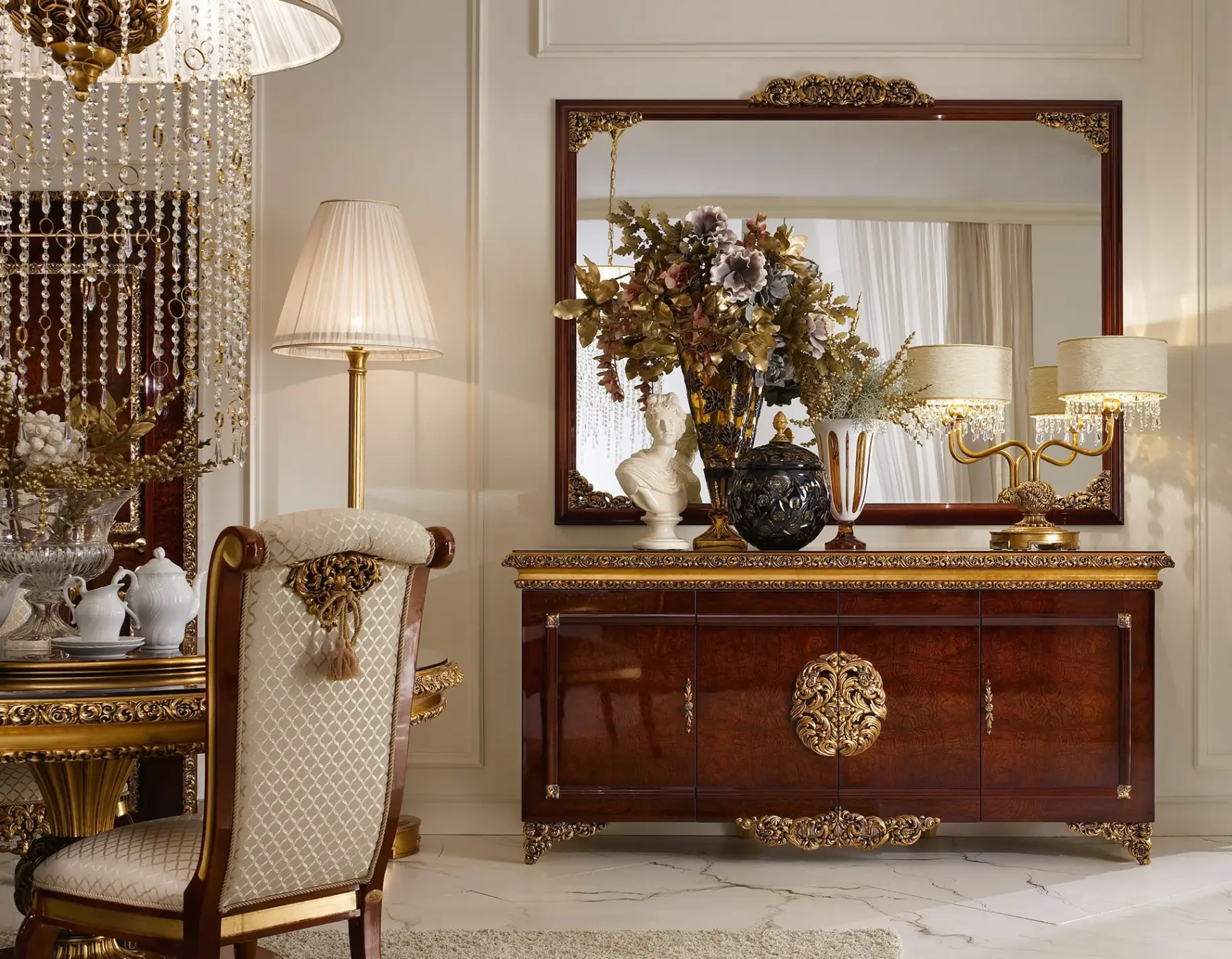 Royal Classic Sideboard