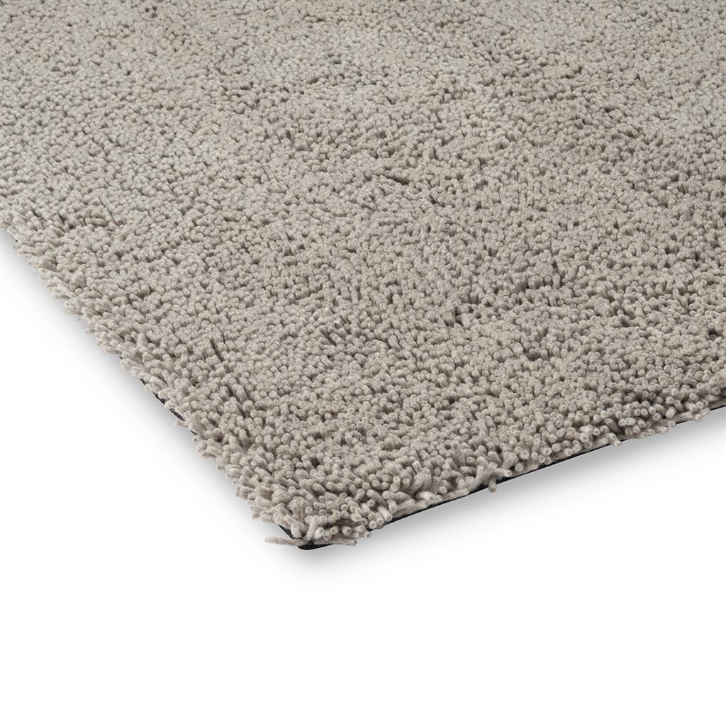 Light / Gray Shag Gravel Rug