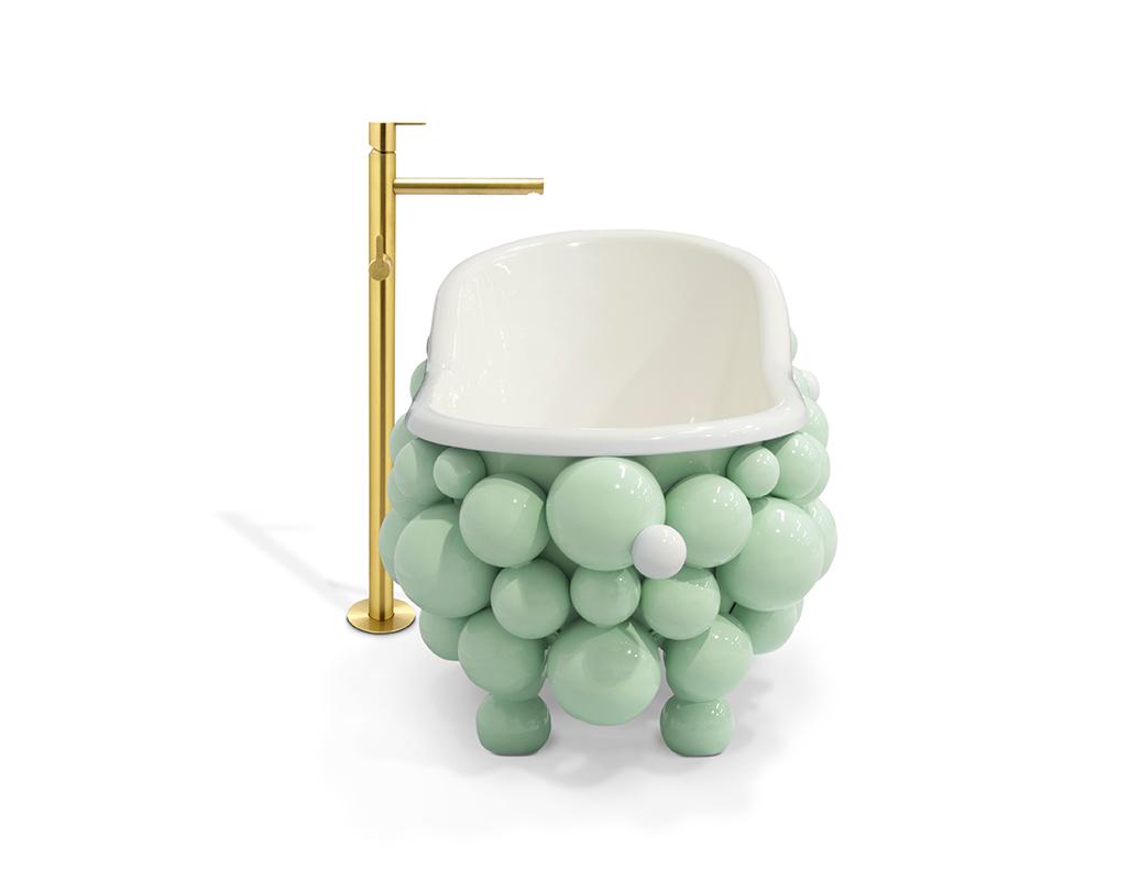 Gravity Bathtub
