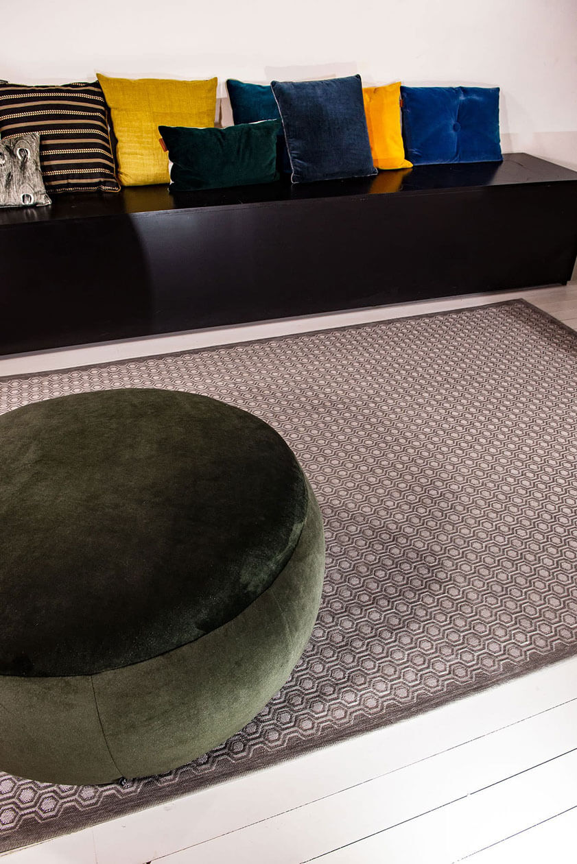 Nuovo Argento Premium Rug