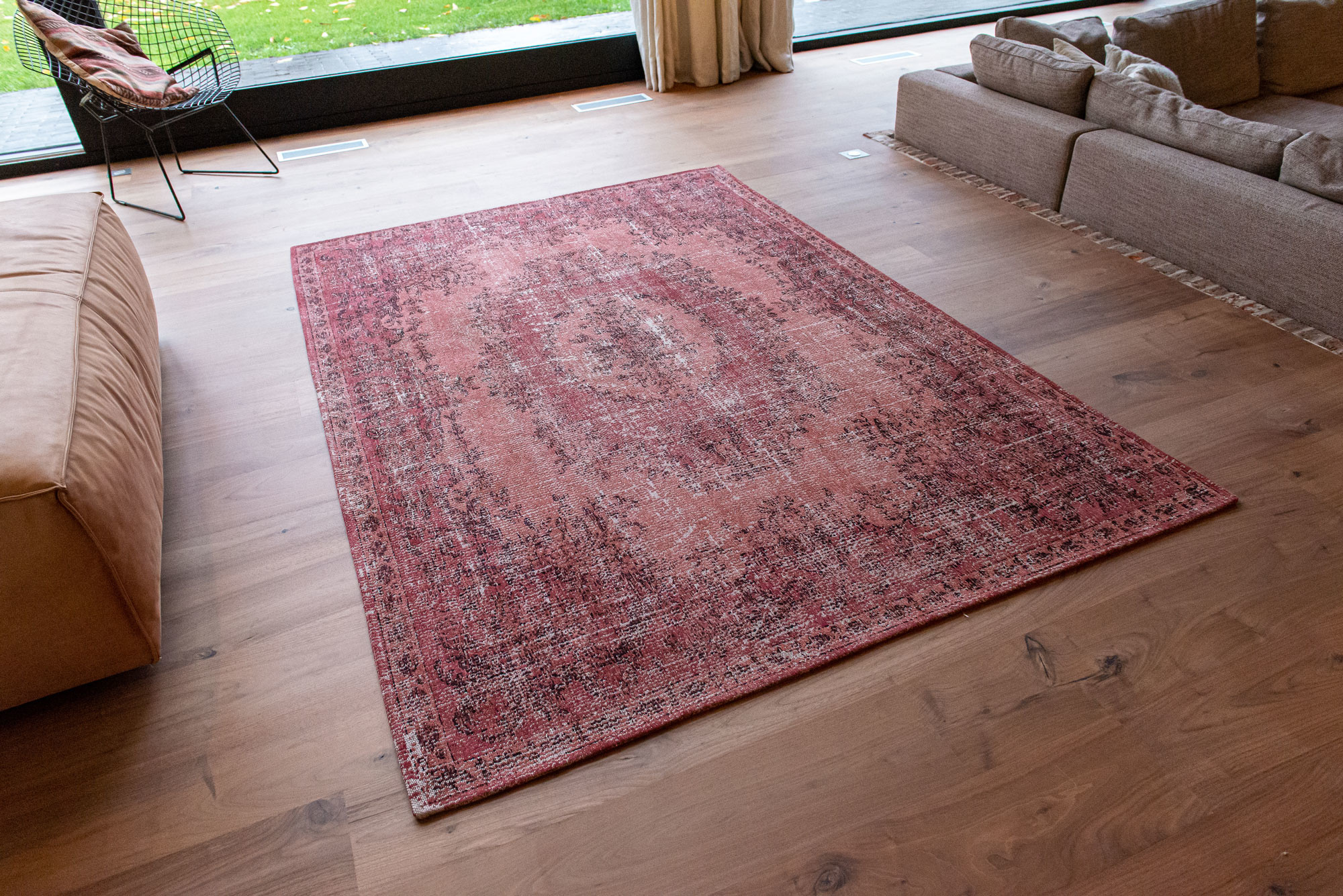 Vintage Medallin Red Rug