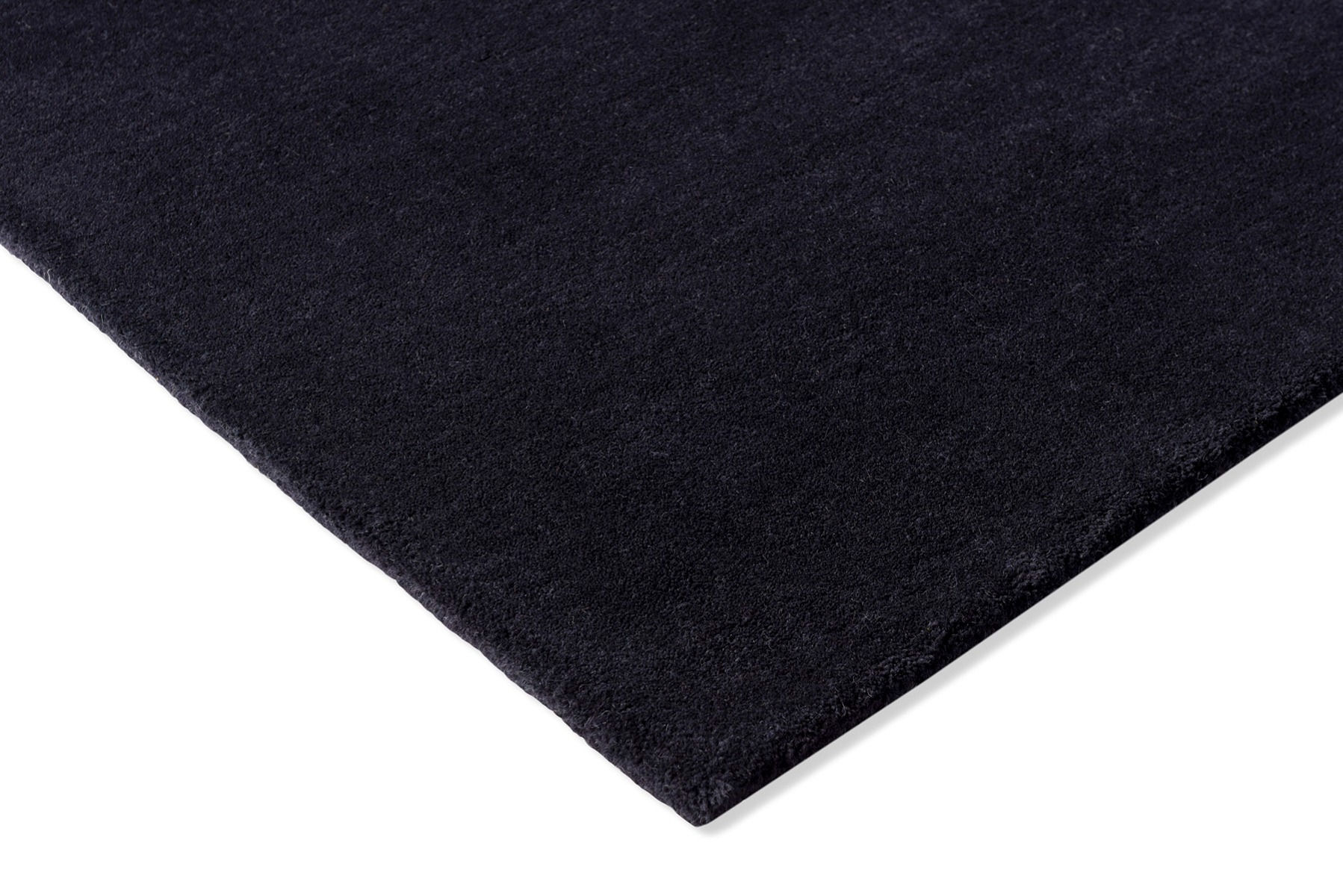 Decor Bruta Off-Black Handwoven Rug ☞ Size: 6' 7" x 9' 2" (200 x 280 cm)