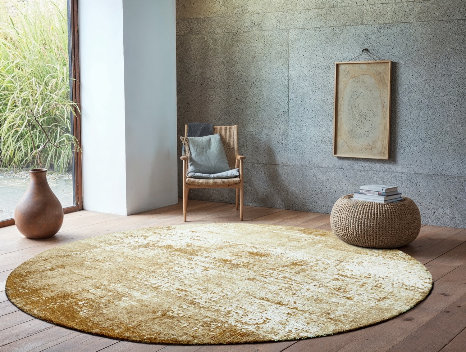 Mercury Round Rug