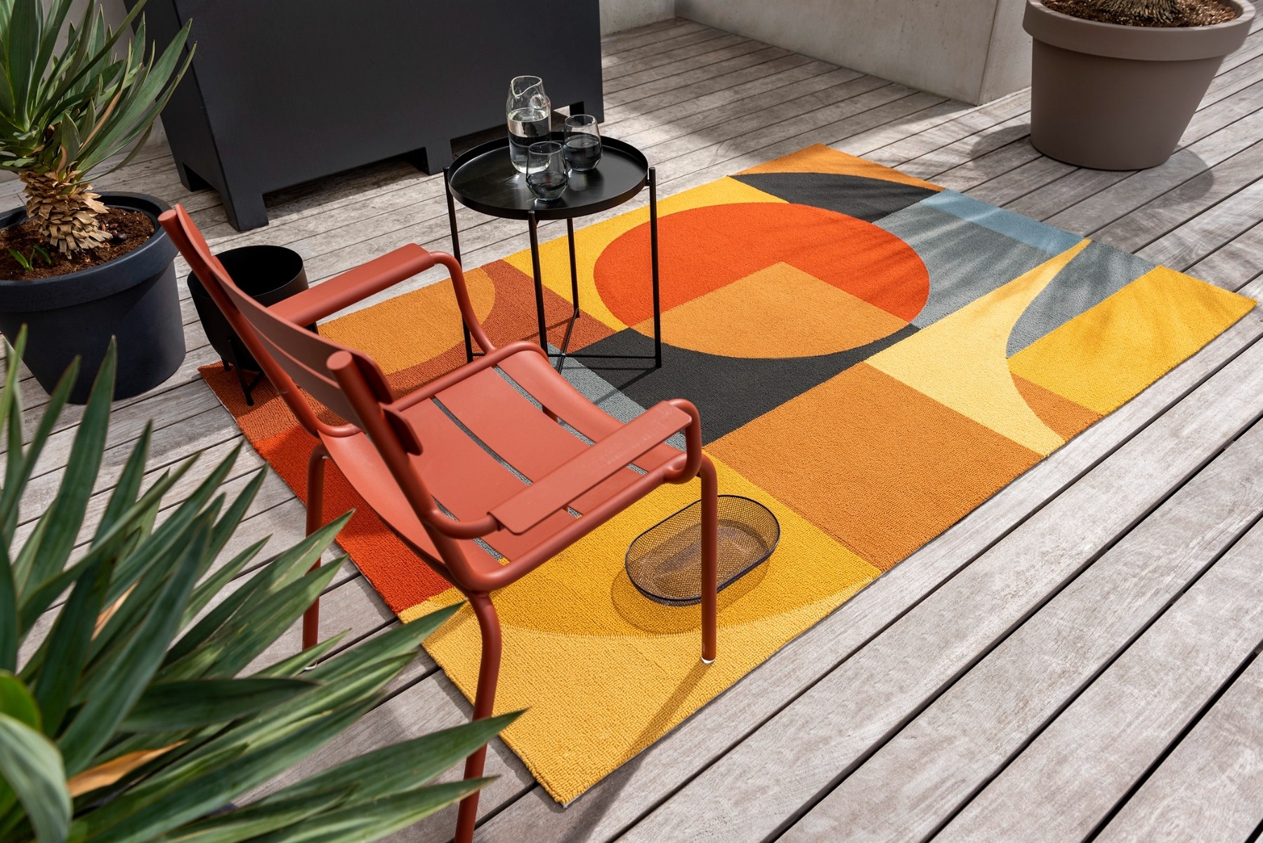 Outdoor Geometric Multi Rug