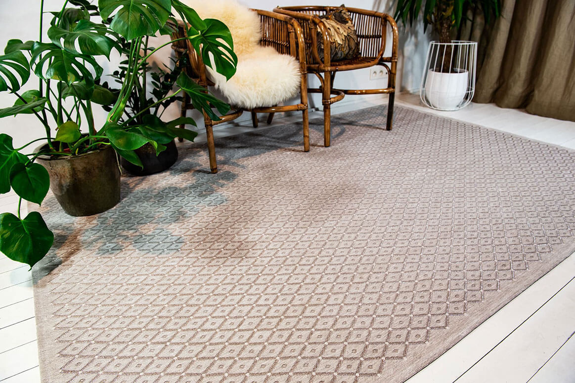 Rombo Grigio Chiaro Premium Rug | Size: 9' 10