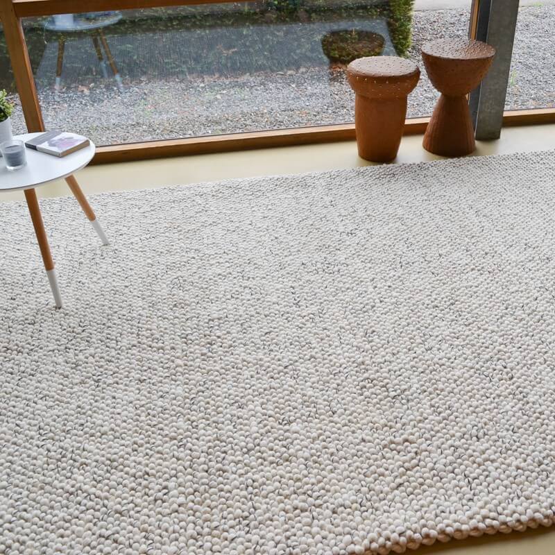 Cobble Premium Rug | Size: 5' 7