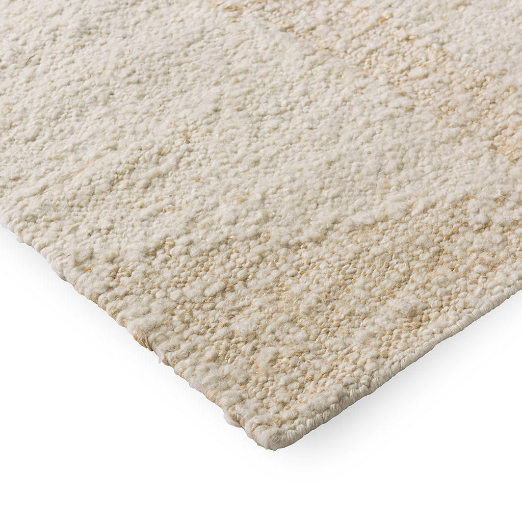 Wool White Base Rug | Size: 5' 3