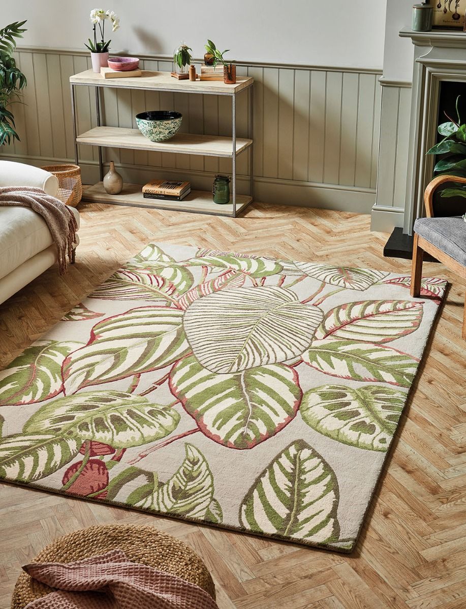 Calathea Olive Handwoven Rug | Size: 6' 7