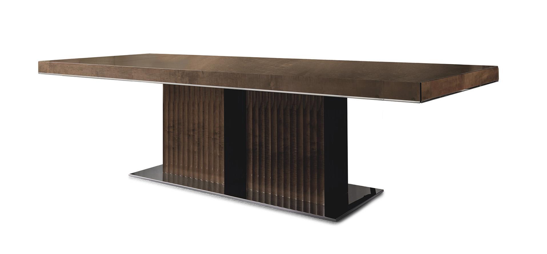 Extendable Table with Fine Wood and Metal Accents