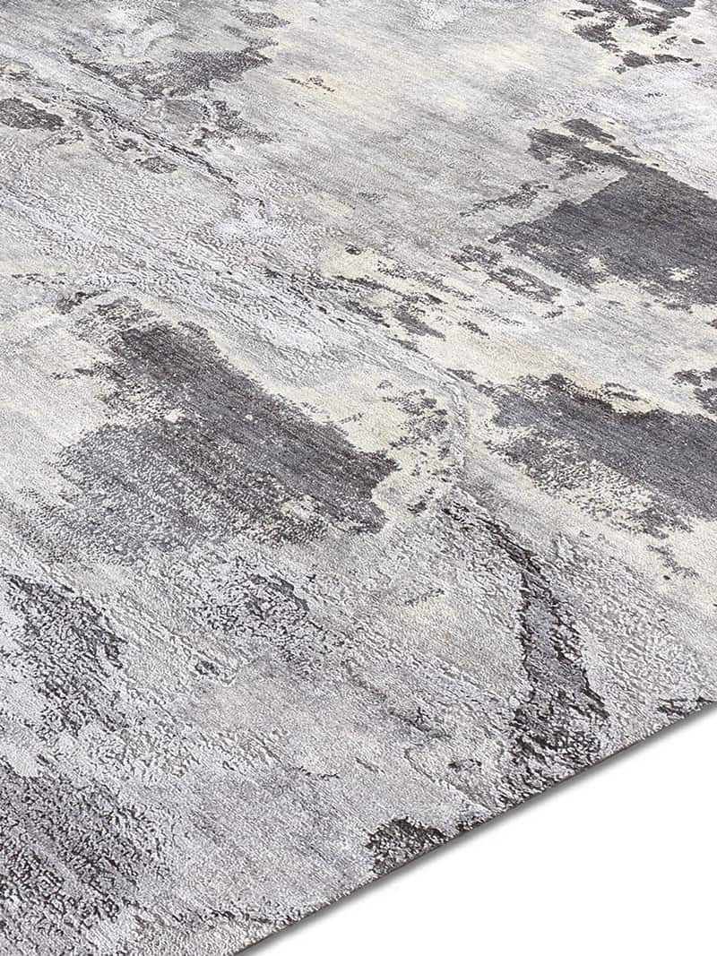 Light Grey Exquisite Handmade Rug