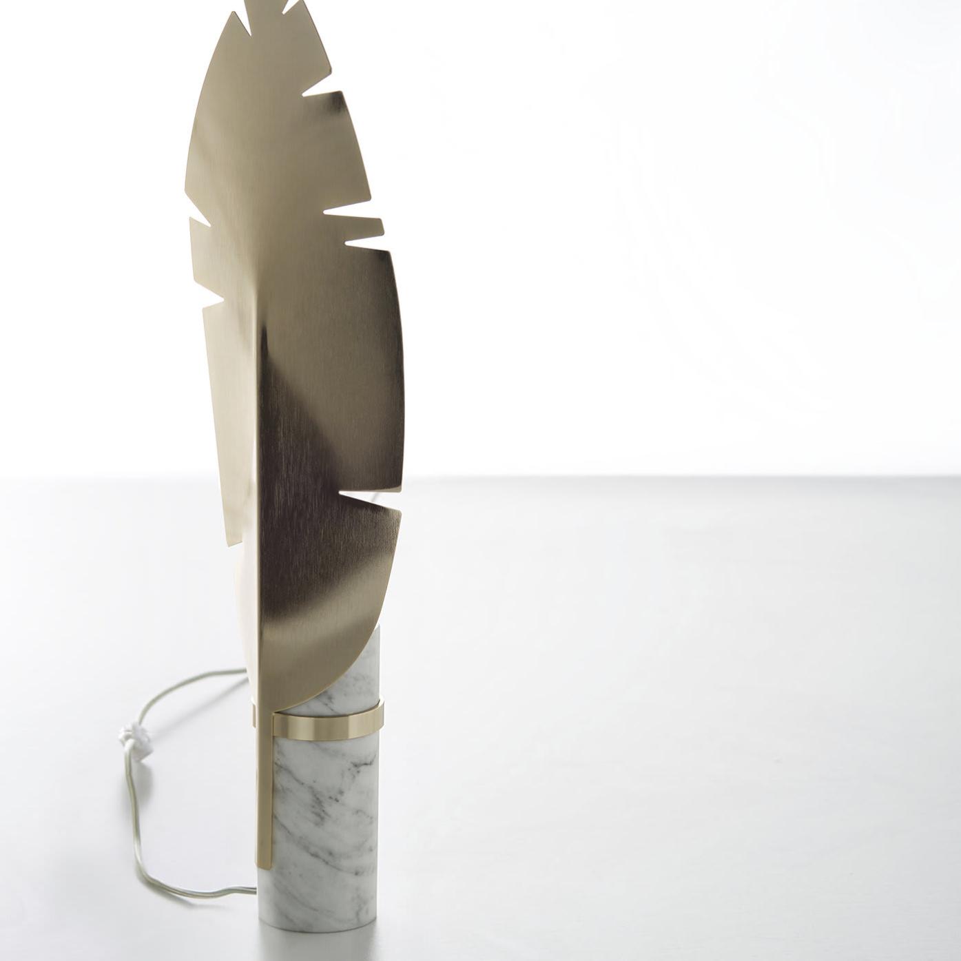 Leaf Carrara Marble Table Lamp