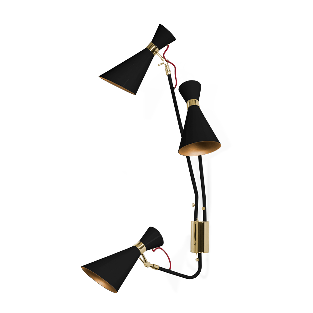 Performer Wall Lamp