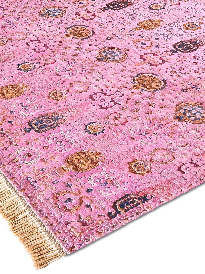 Isfahan Light Pink Hand-Woven Rug ☞ Size: 122 x 183 cm