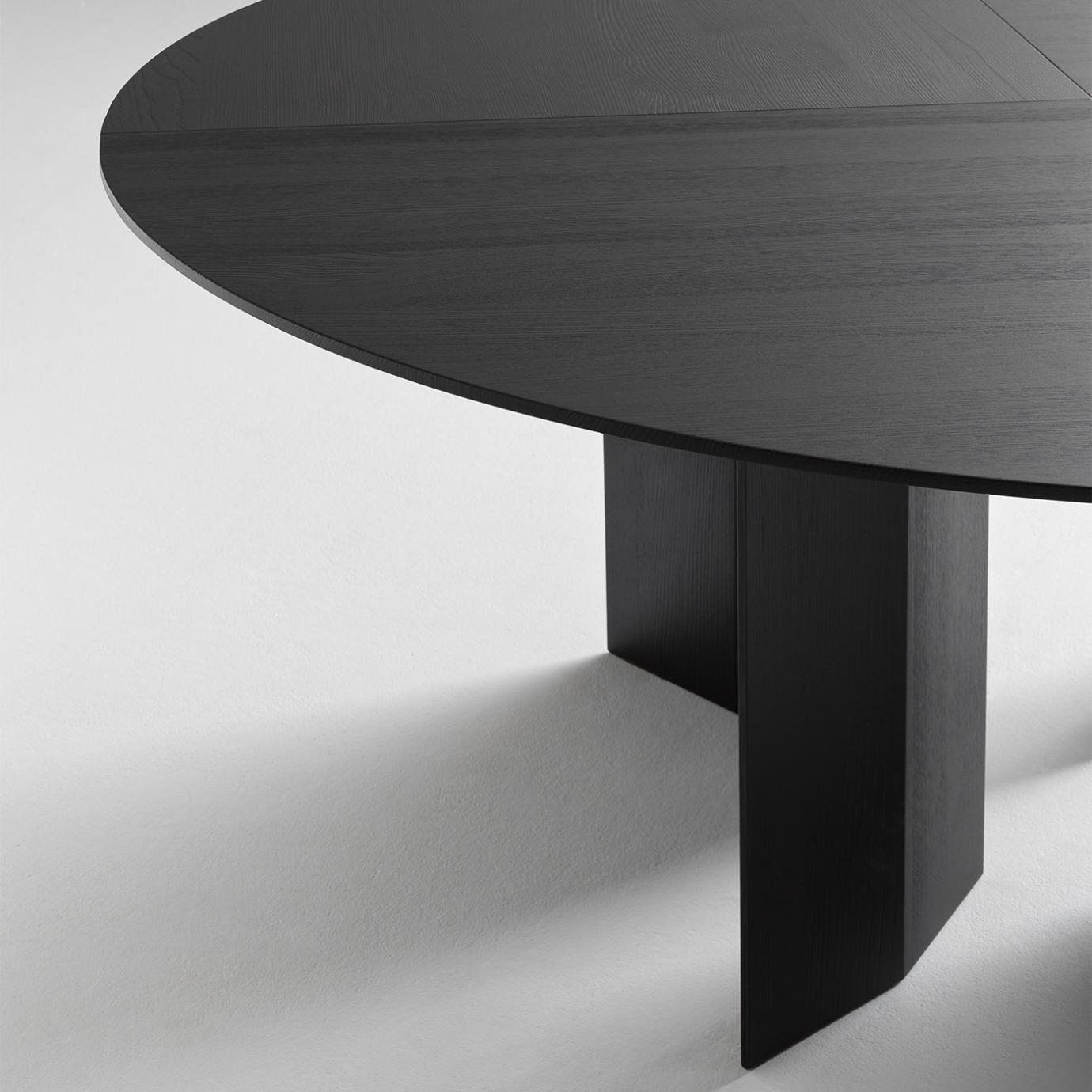 Praia Black Dining Table