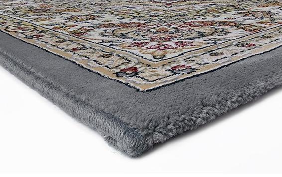 Oriental Machine Made Rug | Size: 6' 7