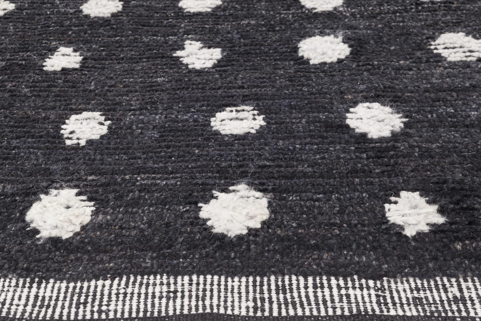 Dots Hand-Knotted Black & White Rug