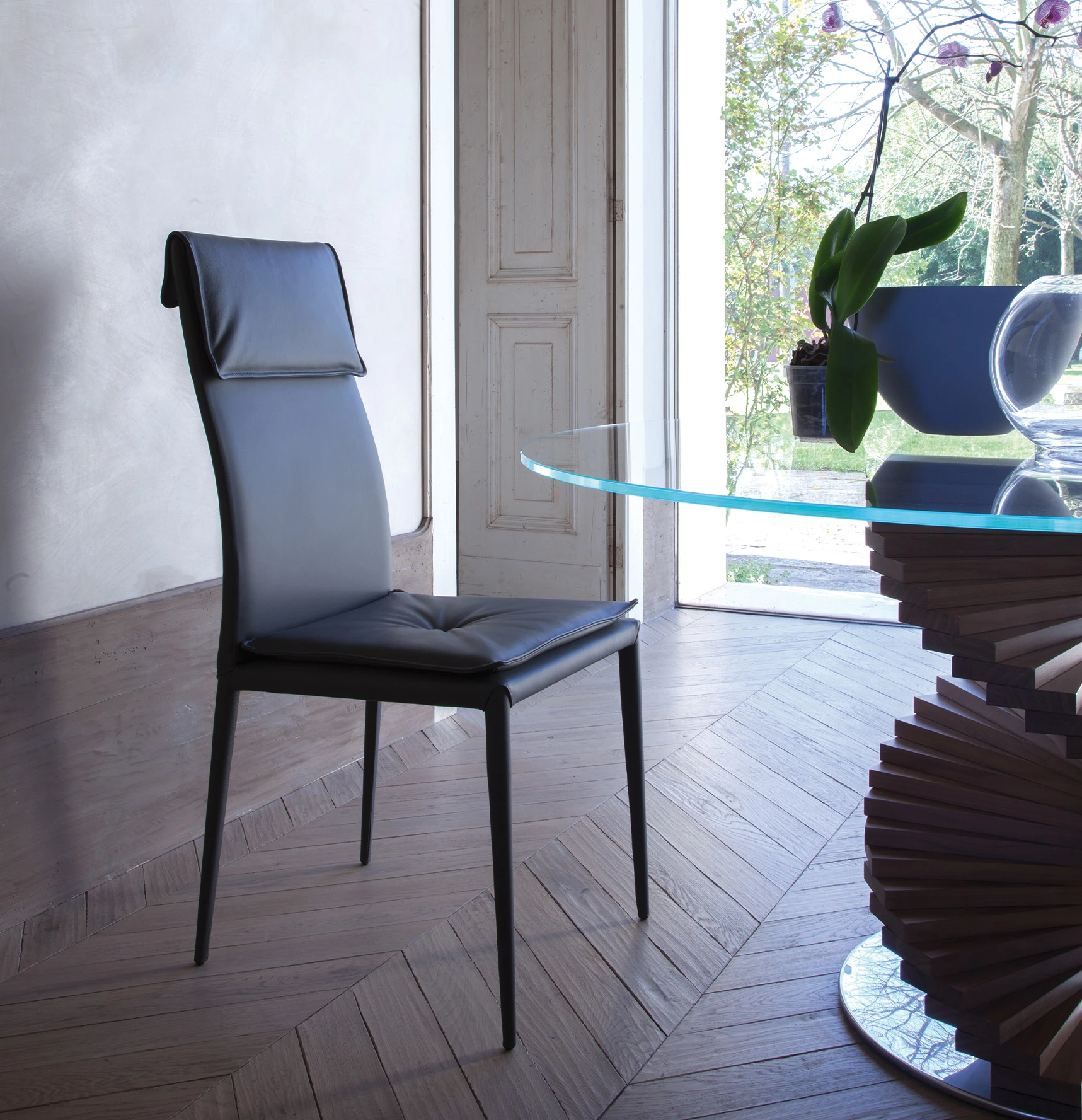 Adria Chair