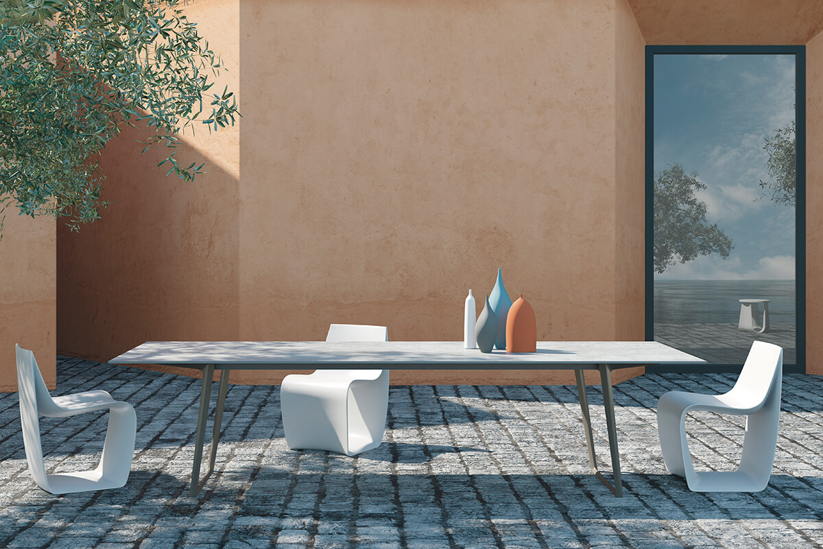 Axy High-Quality Outdoor Table