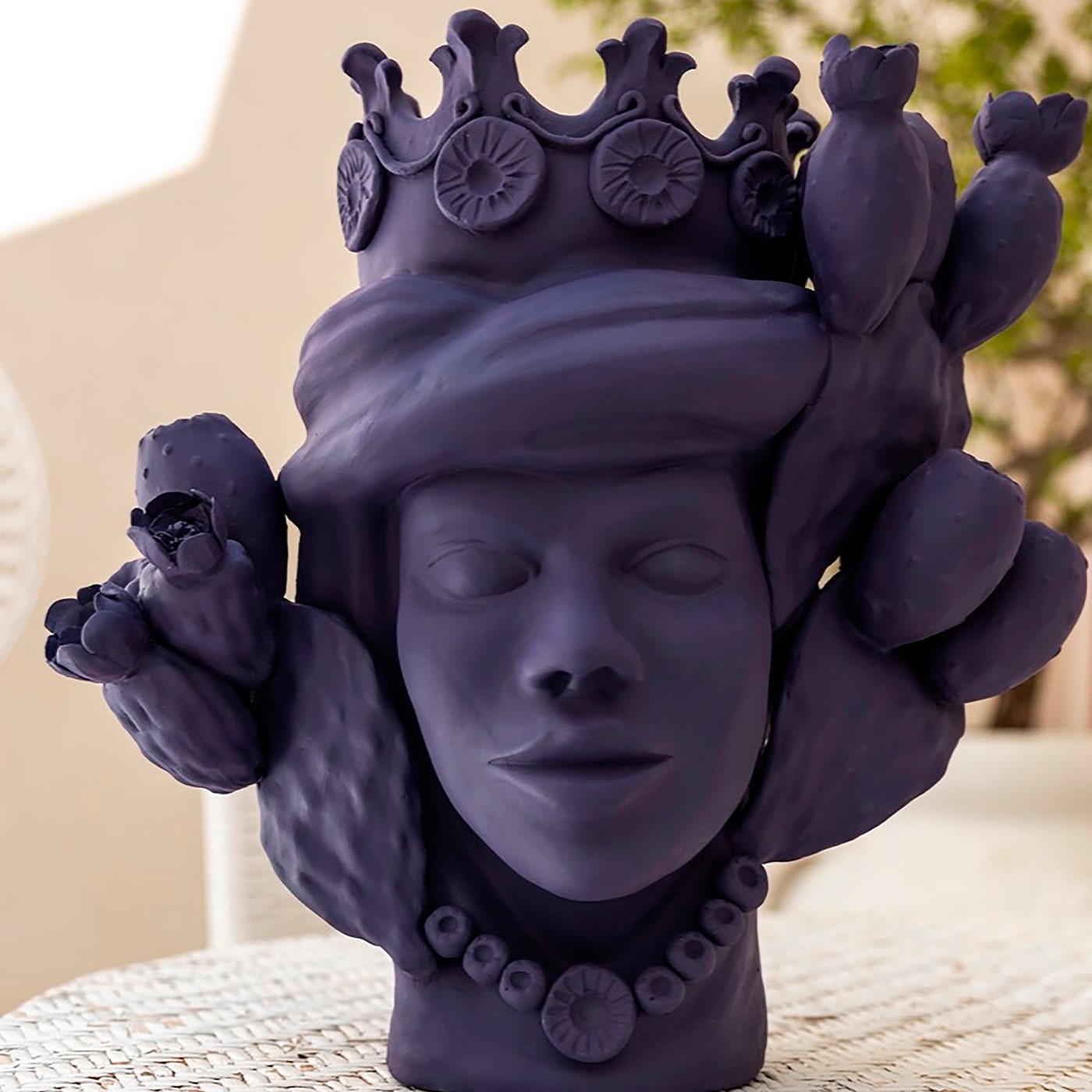Moor's Head Violet Sculpture