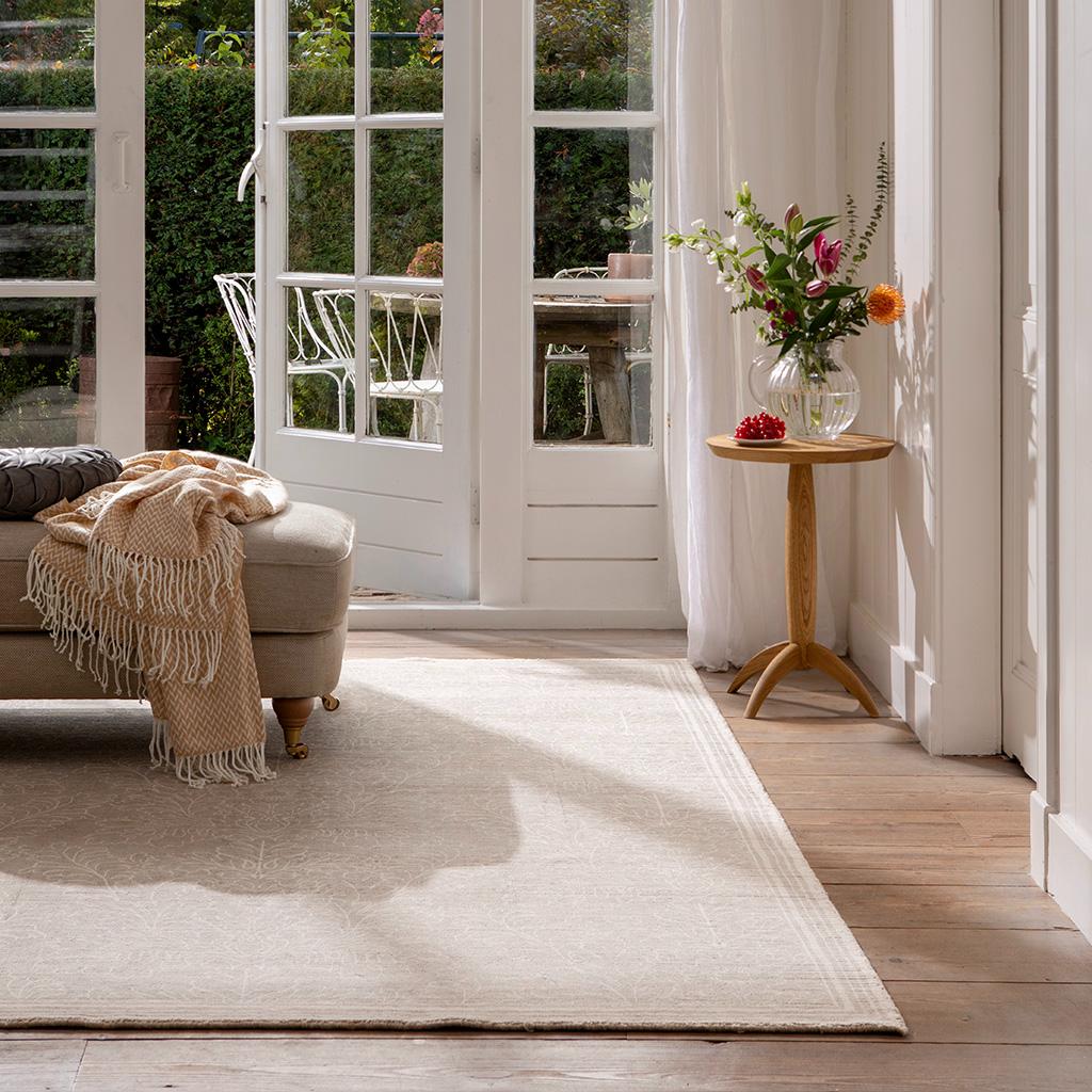 Handloom Dove Cotton Rug ☞ Size: 4' 7" x 6' 7" (140 x 200 cm)