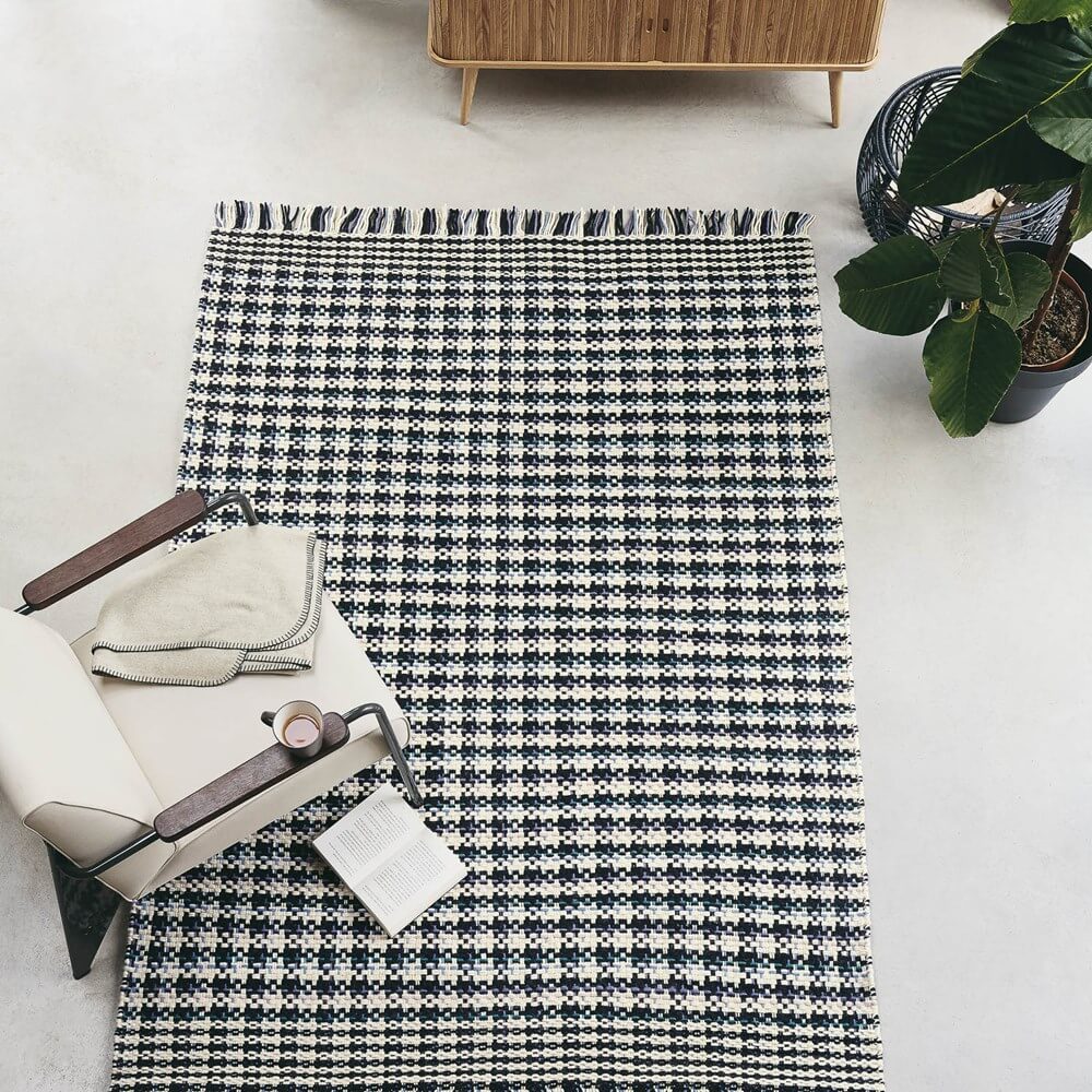 Checkered Kilim Rug ☞ Size: 160 x 230 cm