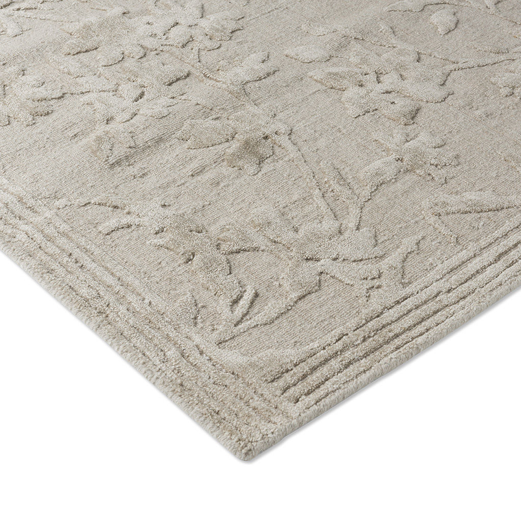 Rye Beige Floral Rug | Size: 6' 7