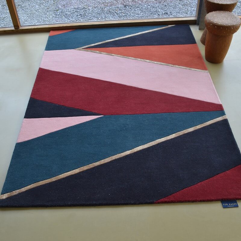 Hand-Tufted Geometric Rug