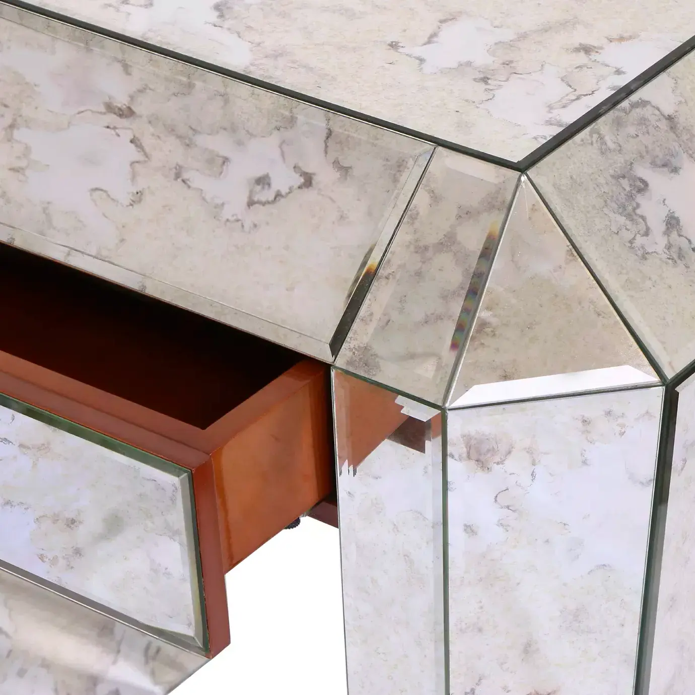 Tamaris Nightstand