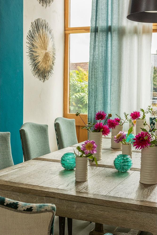 Hawford Dining Table