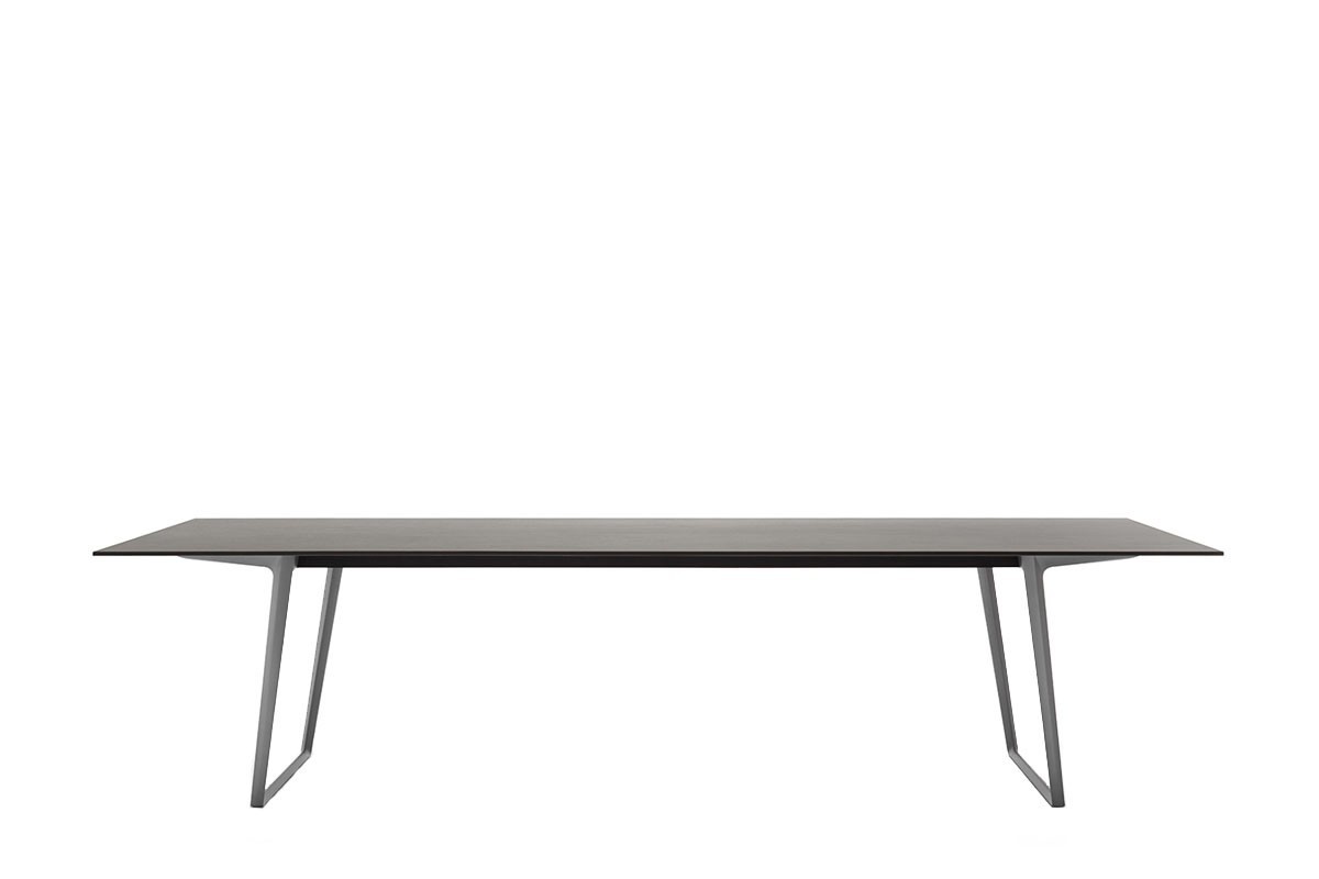 Axy High-Quality Outdoor Table