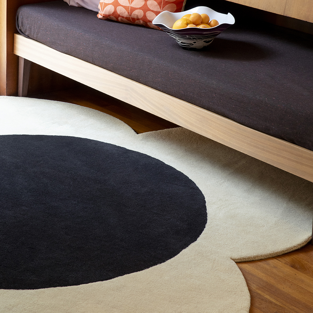 Flower Black / Ivory Designer Wool Rug