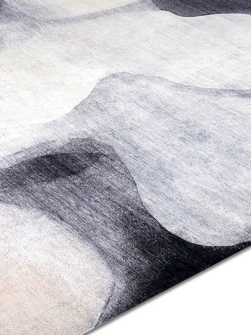 Silver / Grey Hand-Woven Rug