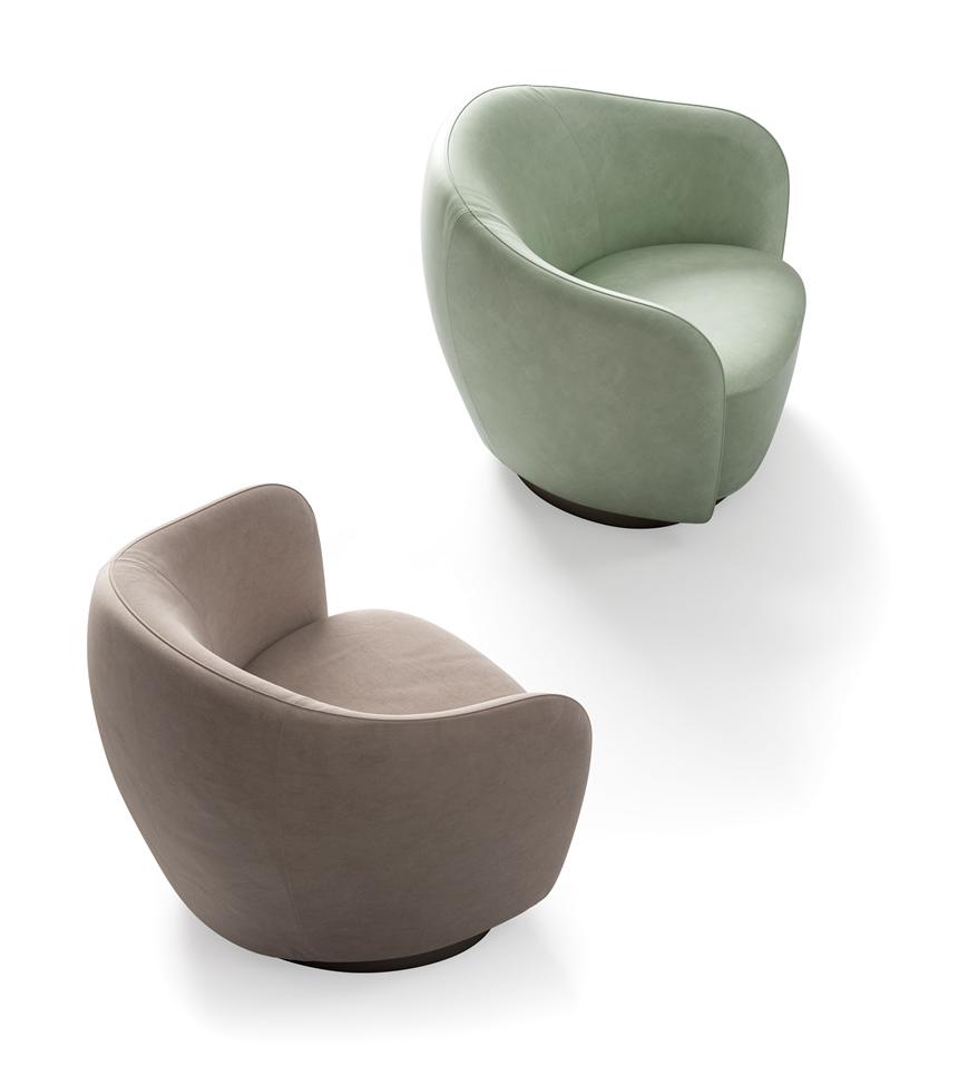 Isabel Curved Armchair | Upholstery: Fabric type F