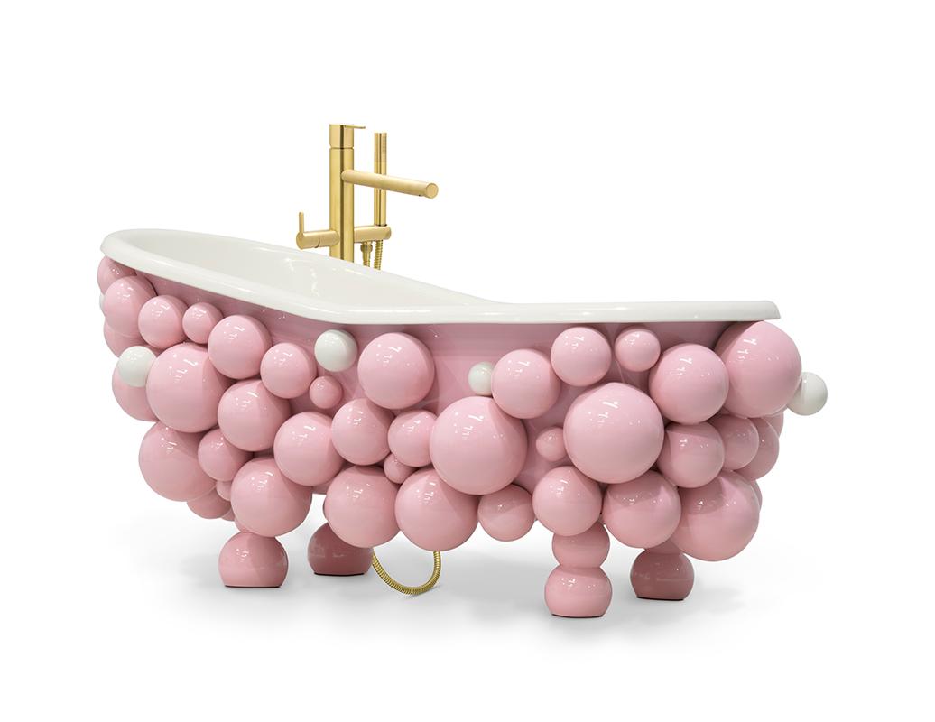 Gravity Bathtub