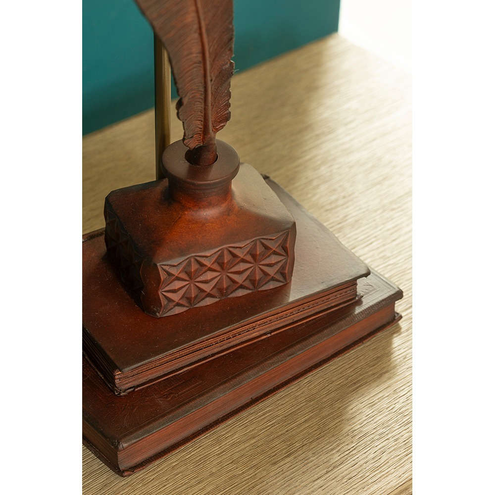 Tom Table Lamp