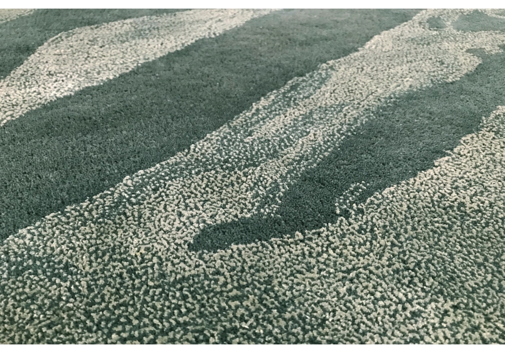 Wool / Viscose Hand-Tufted Rug