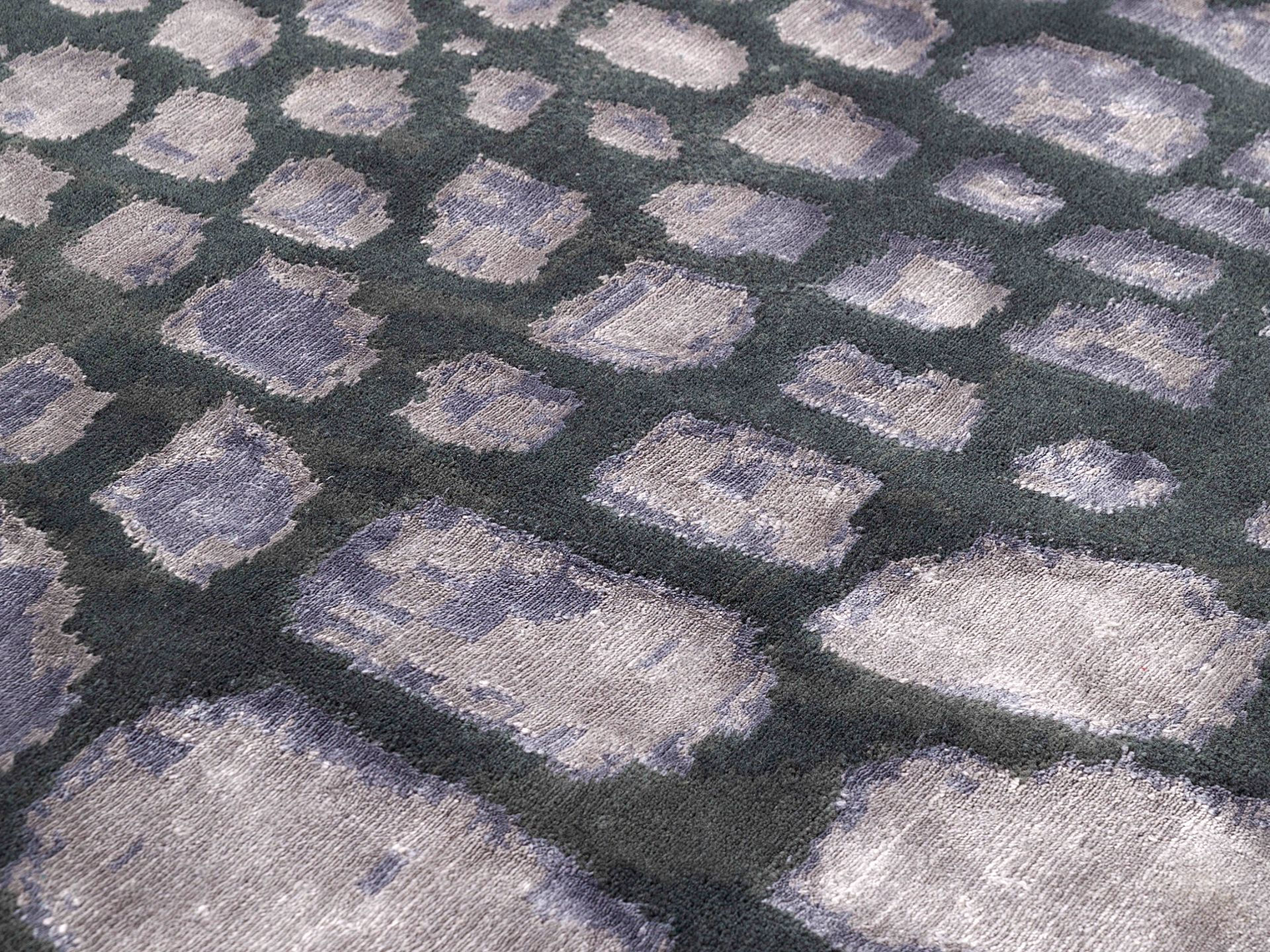 Hand-Knotted Abstract Rug | Size: 8' 10