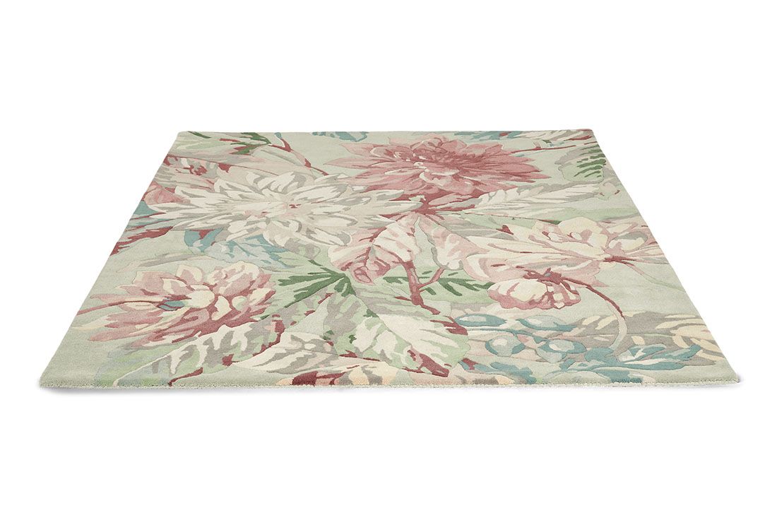 Dahlia and Rosehip Mulberry Handwoven Rug | Size: 4' 7