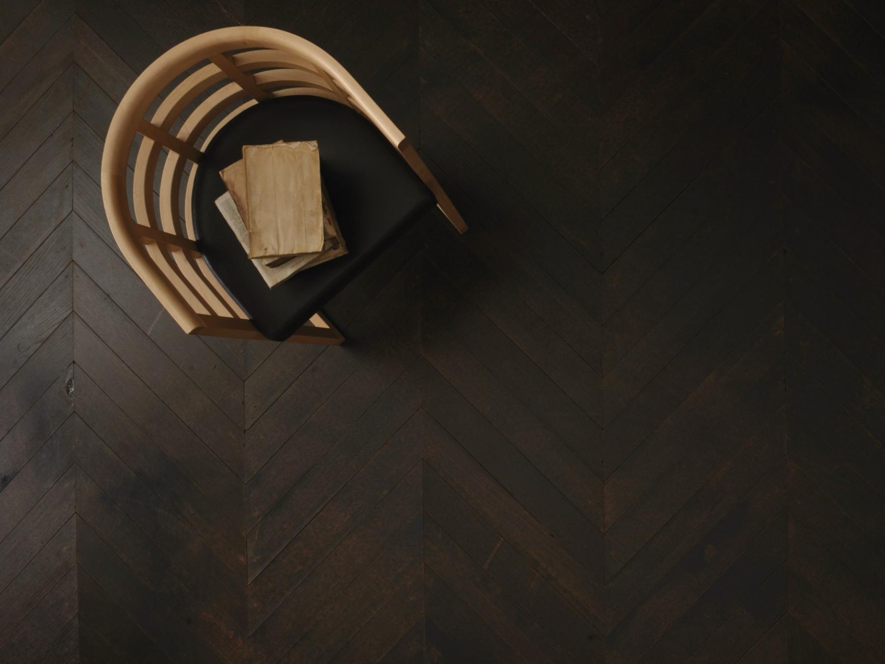Cartesia Chair with Armrests