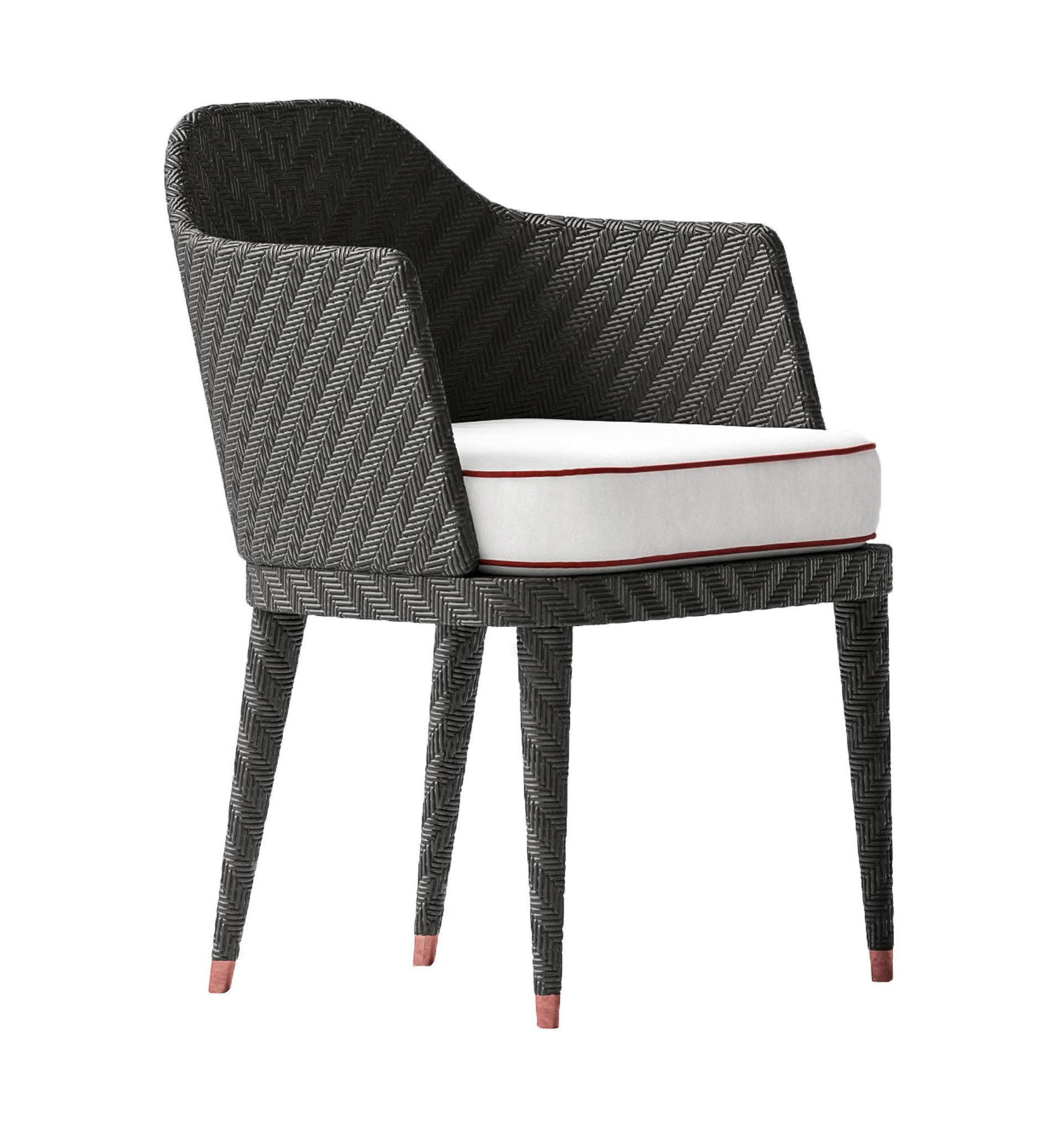 Outdoor Chair With Armrests