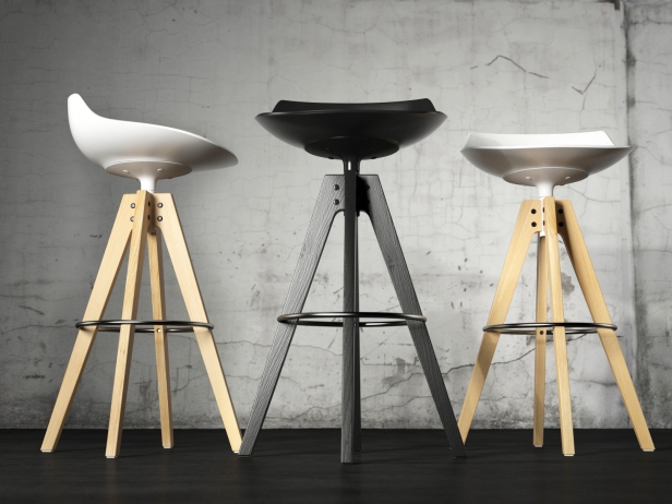 Flow Stool ☞ Structure: Bleached Oak ☞ Base: White ☞ Dimensions: Height 44 cm