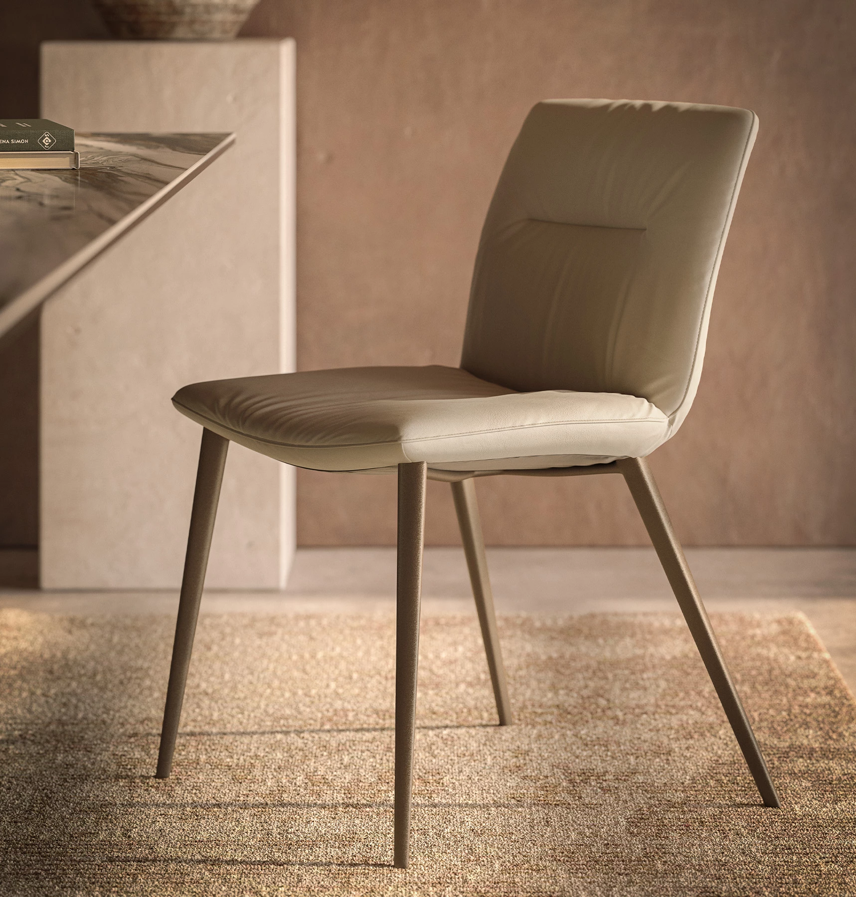 Alexia Chair