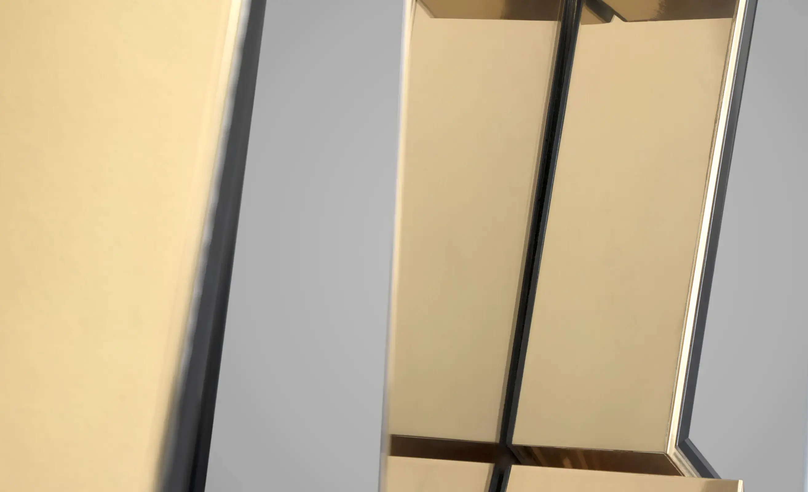 Shatter Mirror