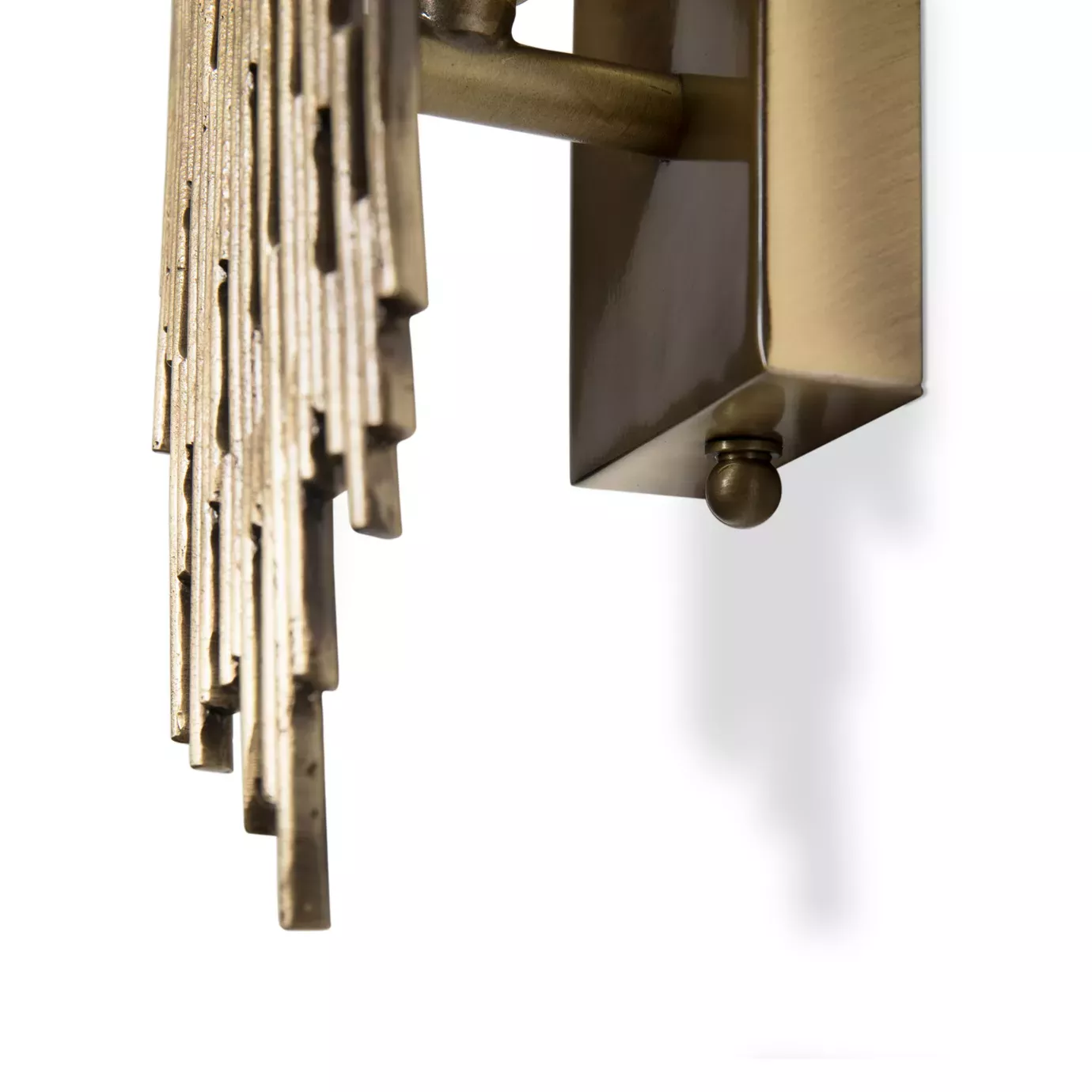 Vivara Sconce