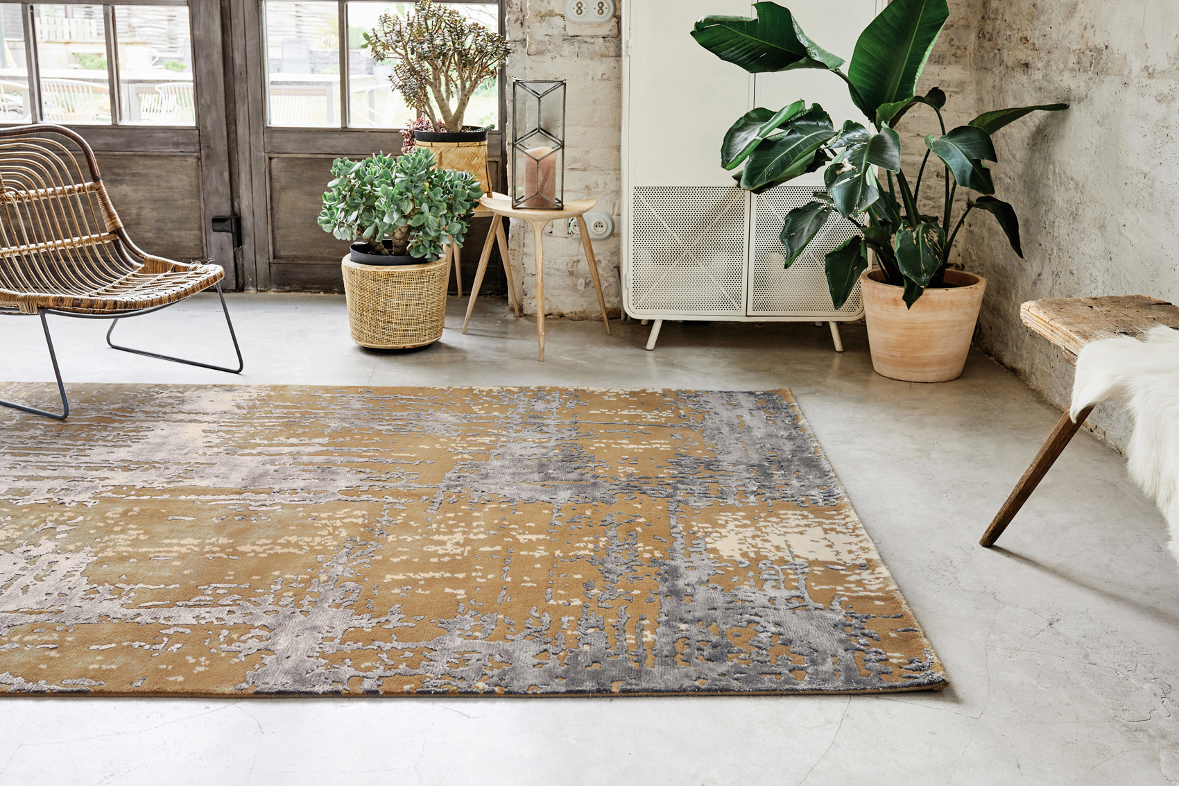 Faded Wool / Viscose Hand-Knotted Rug