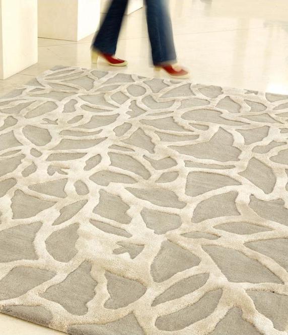 Ephemere Wool / Viscose Hand-Tufted Rug